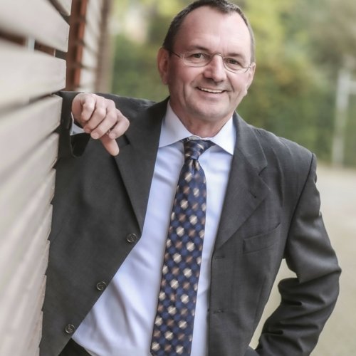 Portrait des Geschäftsführer der Erdgas Südwest GmbH Ralf Biehl
